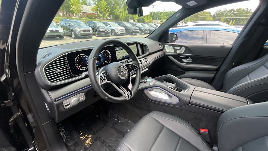 Thumbnail: 2025 Mercedes-Benz GLE - 10