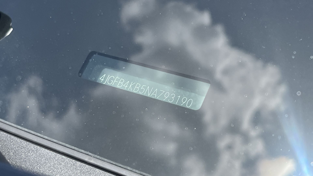 Thumbnail: 2022 Mercedes-Benz GLE - 54