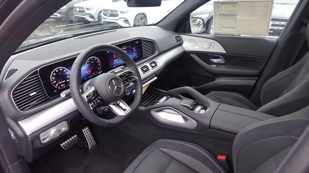 Thumbnail: 2026 Mercedes-Benz GLE - 2