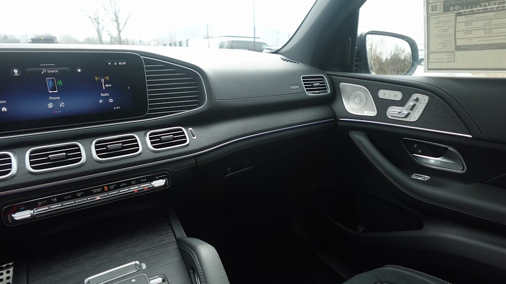 Thumbnail: 2026 Mercedes-Benz GLE - 13