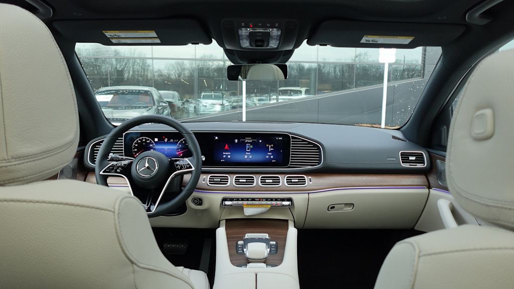 Thumbnail: 2026 Mercedes-Benz GLE - 49