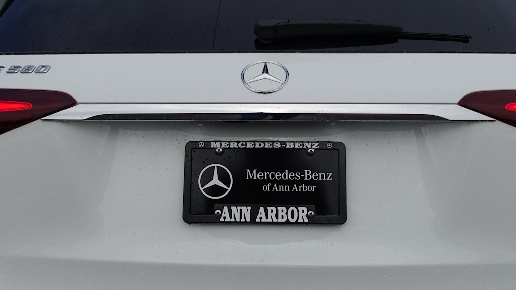 Thumbnail: 2026 Mercedes-Benz GLE - 36