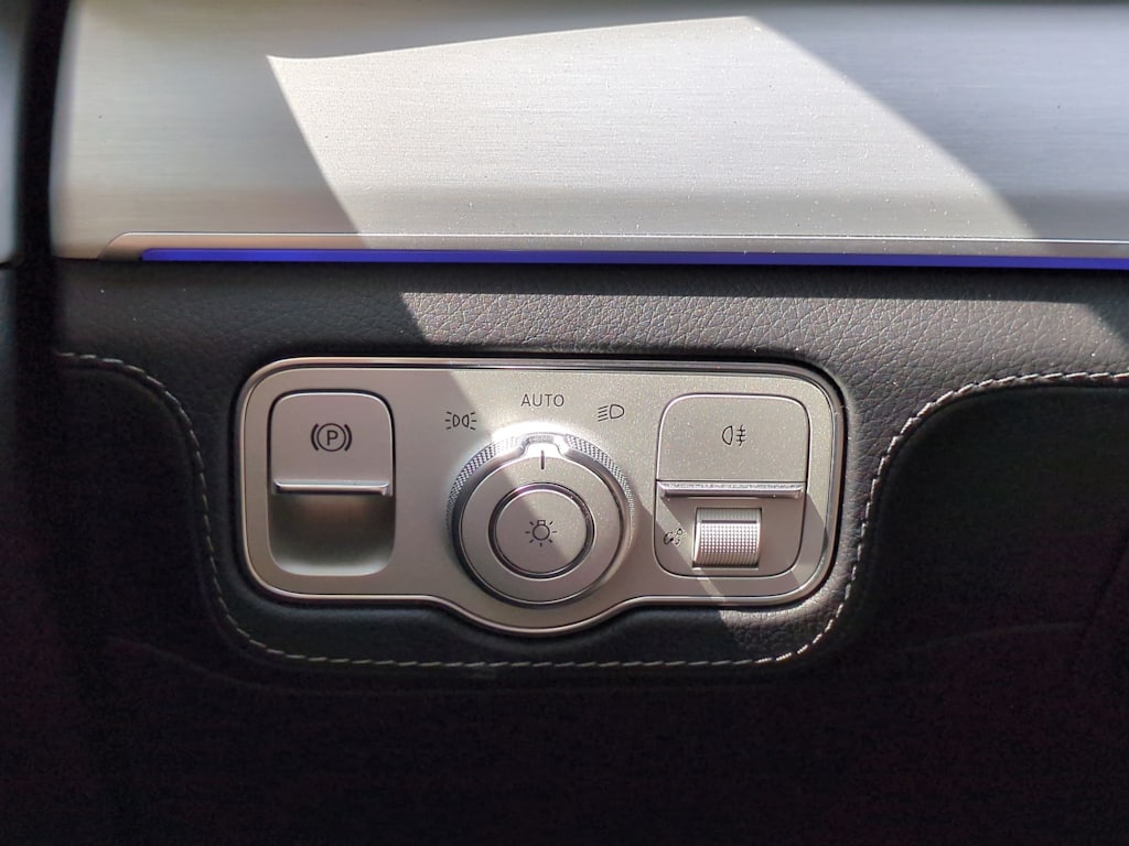 Thumbnail: 2025 Mercedes-Benz GLE - 34