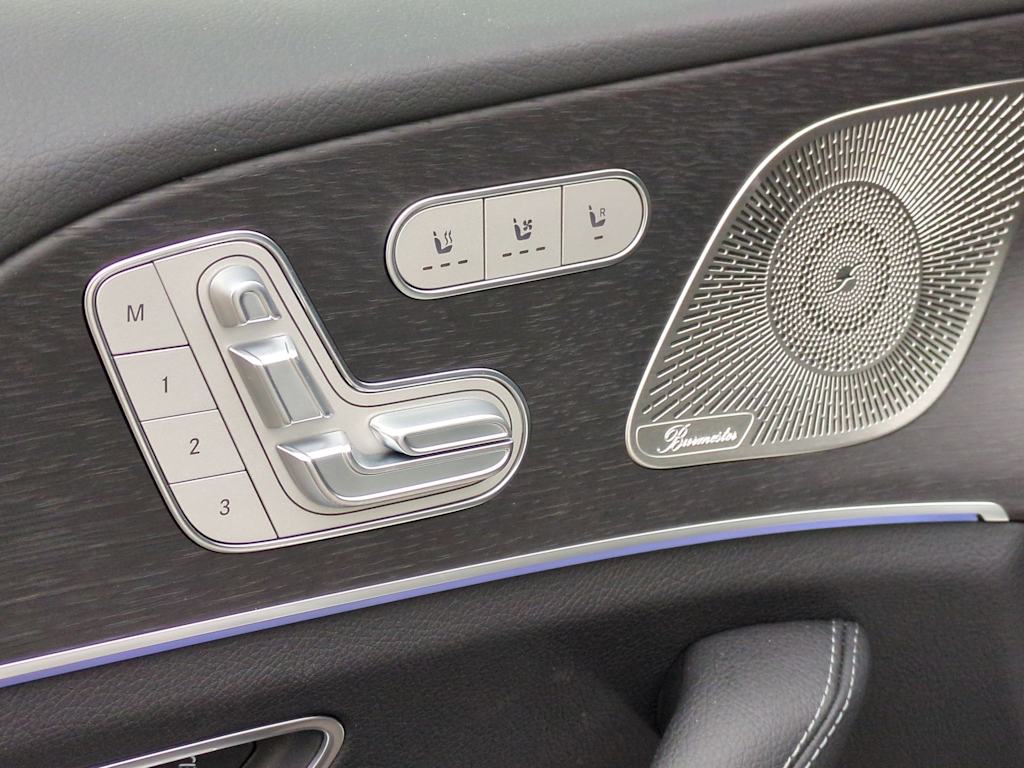 Thumbnail: 2025 Mercedes-Benz GLS - 27