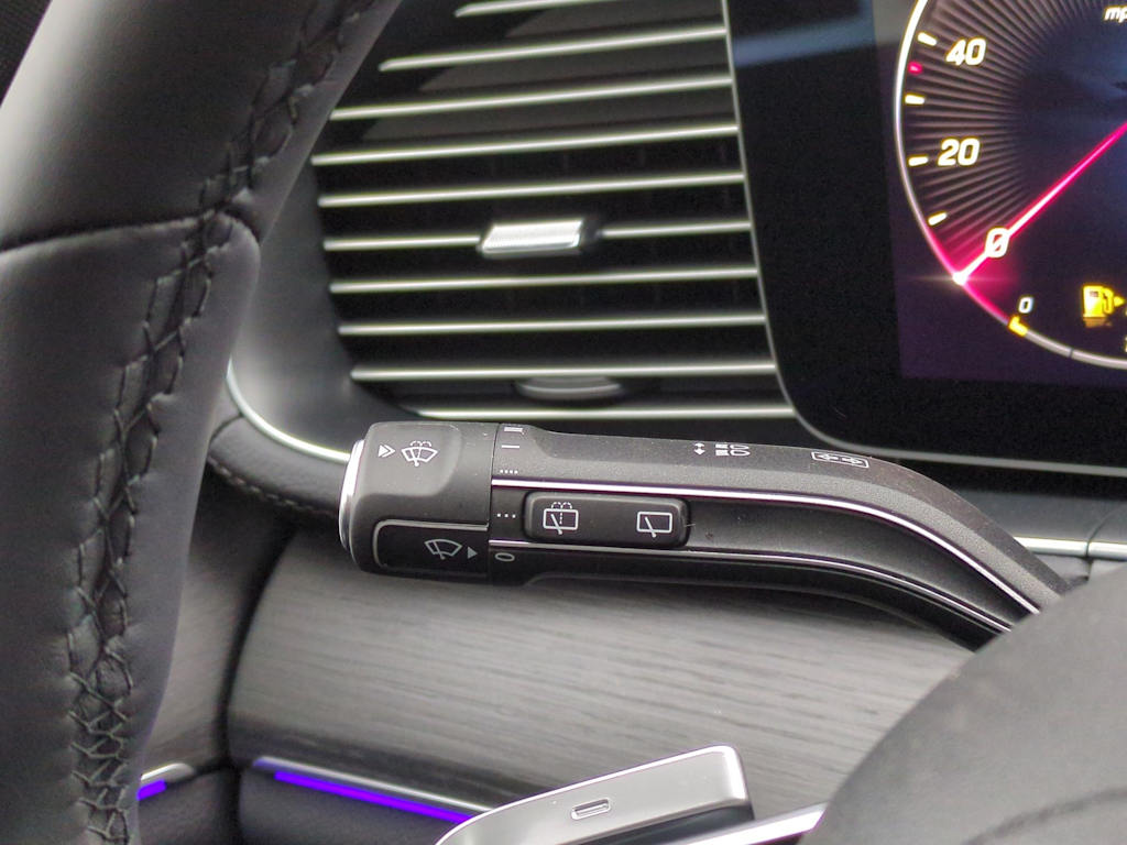 Thumbnail: 2025 Mercedes-Benz GLS - 17