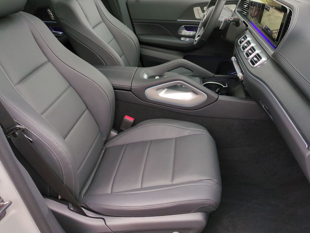 Thumbnail: 2025 Mercedes-Benz GLS - 12