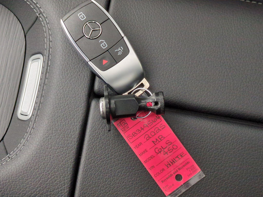 Thumbnail: 2025 Mercedes-Benz GLS - 19