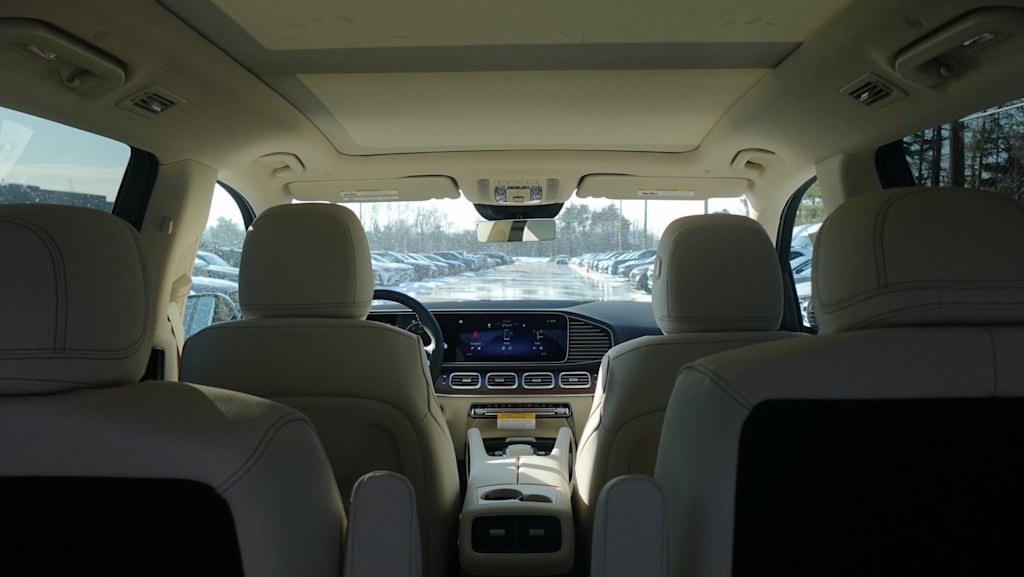 Thumbnail: 2026 Mercedes-Benz GLS - 27