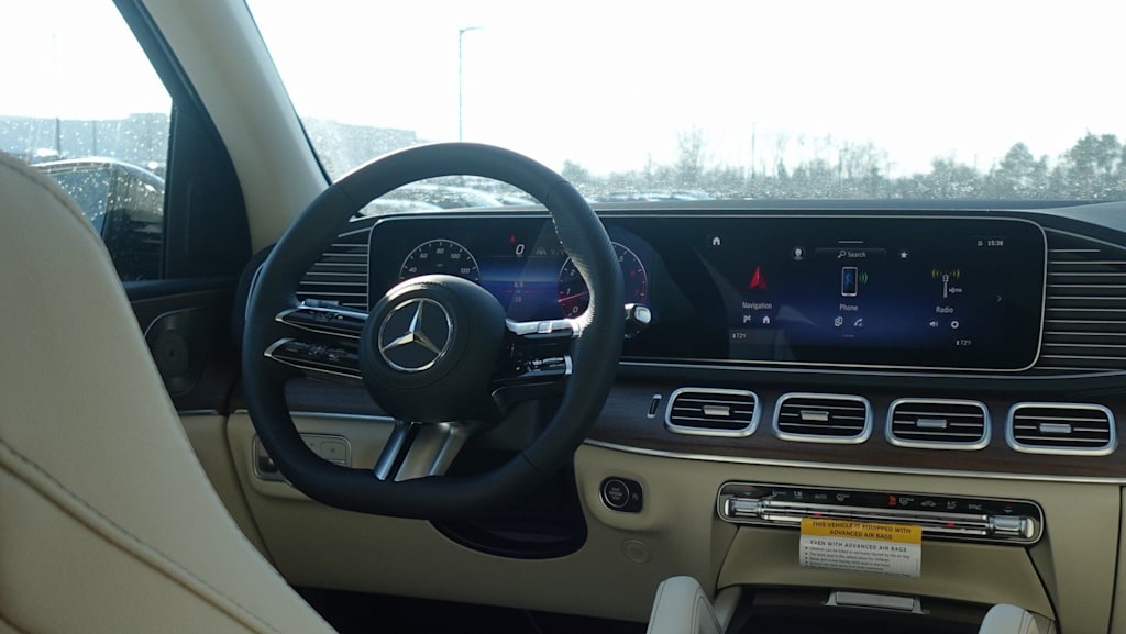 Thumbnail: 2026 Mercedes-Benz GLS - 32