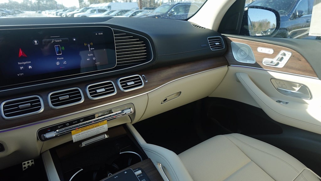 Thumbnail: 2026 Mercedes-Benz GLS - 14