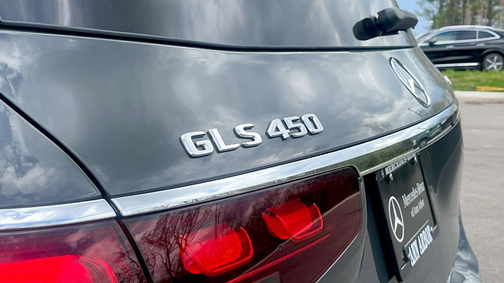 Thumbnail: 2026 Mercedes-Benz GLS - 33