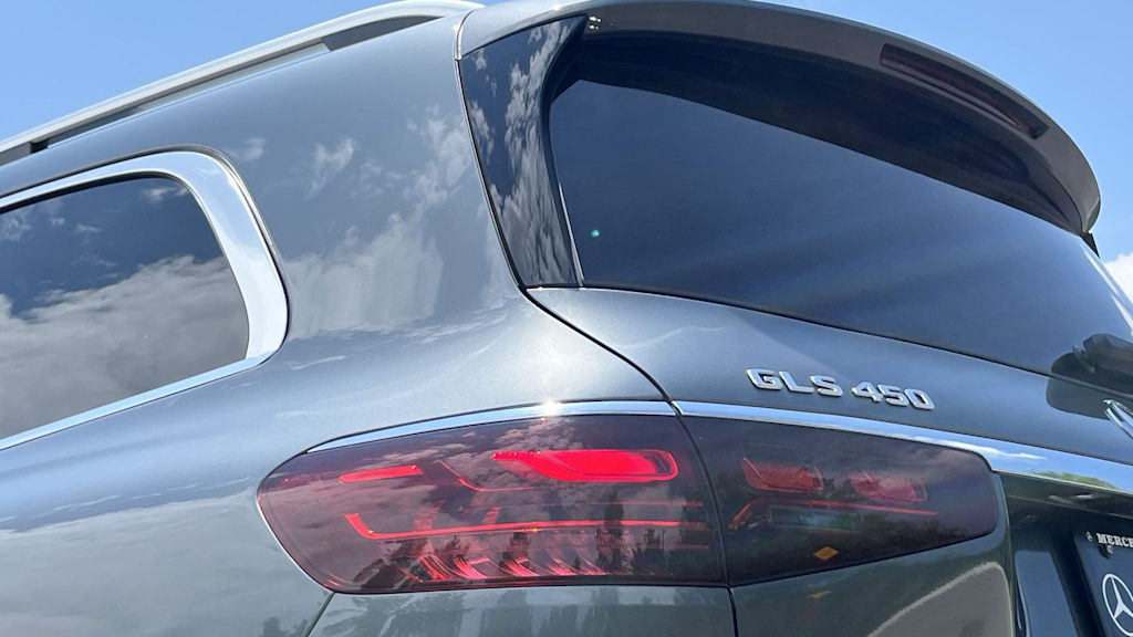Thumbnail: 2026 Mercedes-Benz GLS - 27