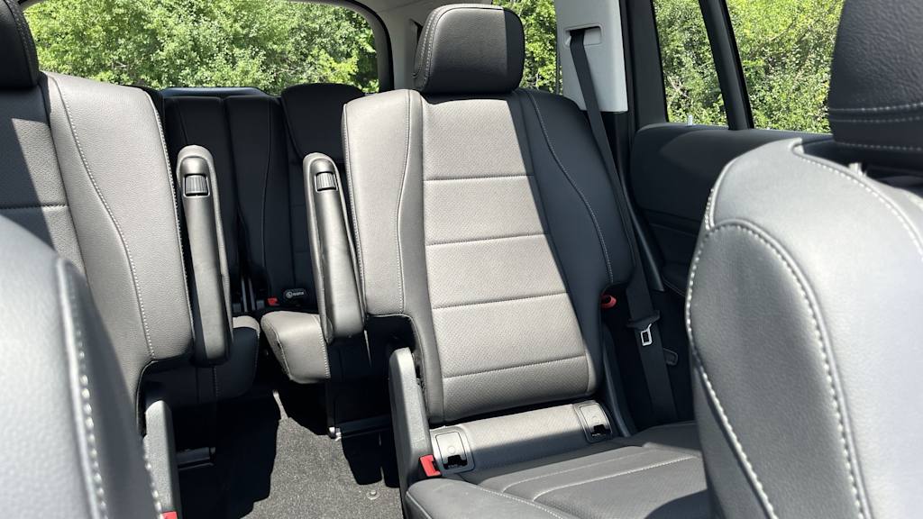 Thumbnail: 2026 Mercedes-Benz GLS - 39