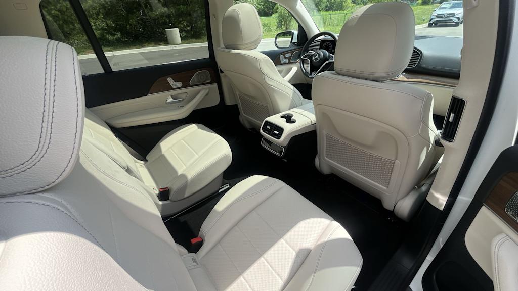 Thumbnail: 2026 Mercedes-Benz GLS - 13