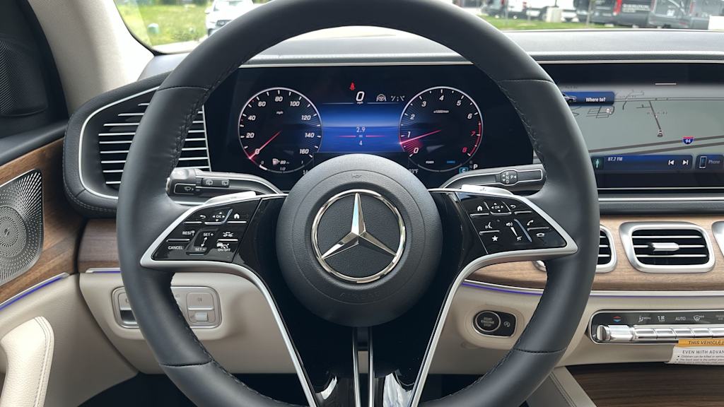 Thumbnail: 2026 Mercedes-Benz GLS - 14