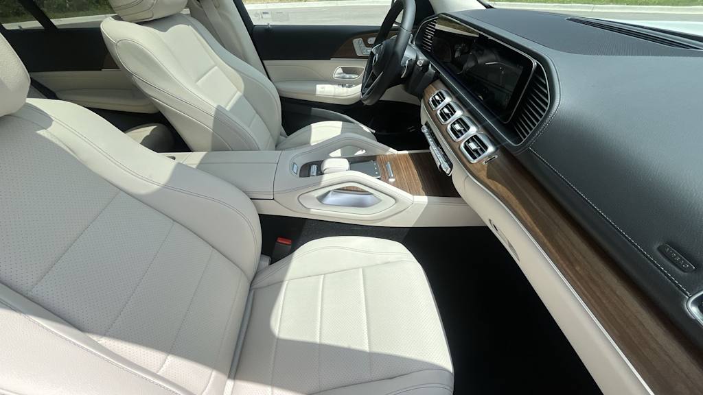 Thumbnail: 2026 Mercedes-Benz GLS - 12