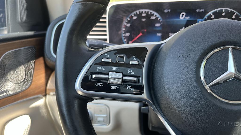 Thumbnail: 2022 Mercedes-Benz GLS - 44