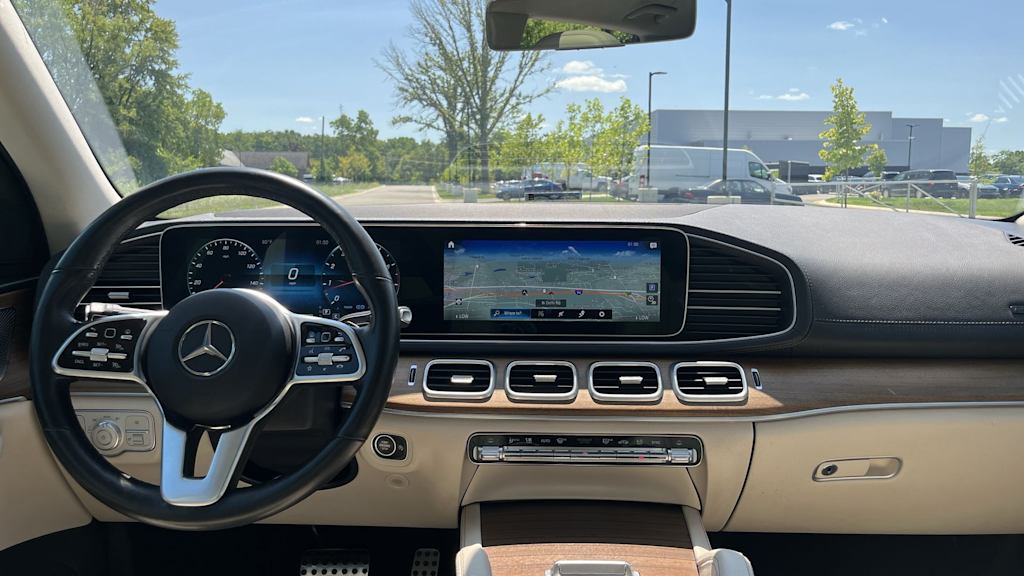 Thumbnail: 2022 Mercedes-Benz GLS - 10
