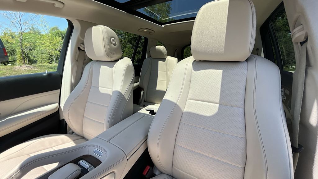 Thumbnail: 2022 Mercedes-Benz GLS - 11