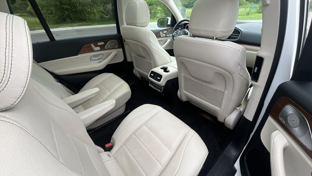 Thumbnail: 2023 Mercedes-Benz GLS - 13