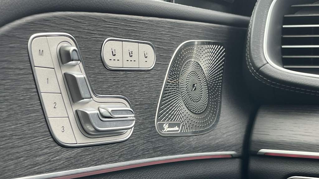 Thumbnail: 2022 Mercedes-Benz GLS - 52