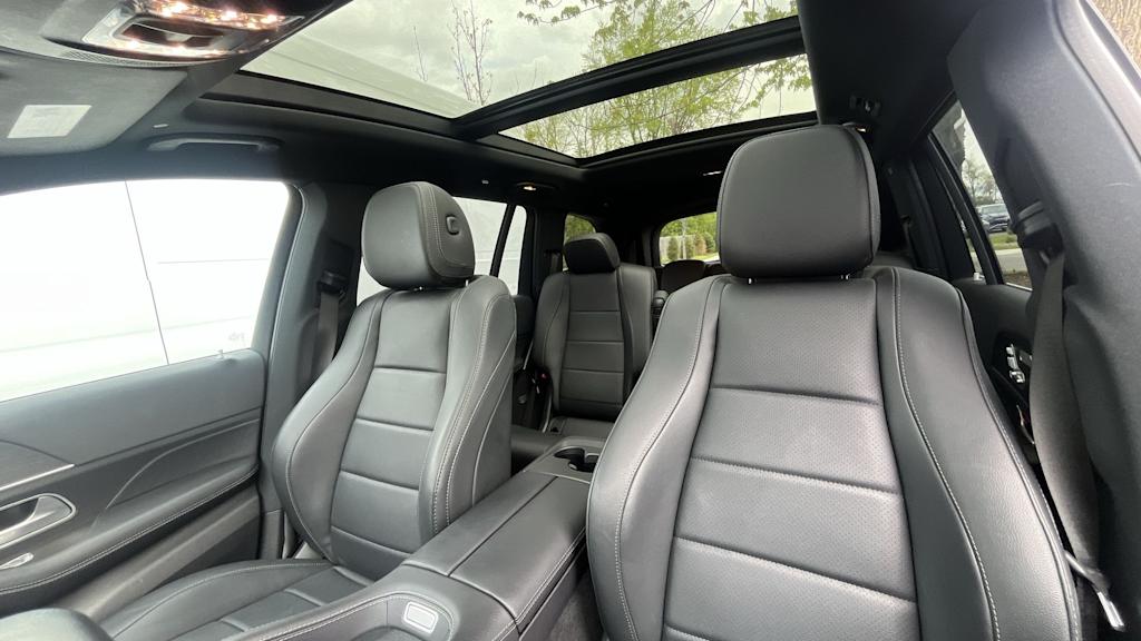 Thumbnail: 2022 Mercedes-Benz GLS - 11