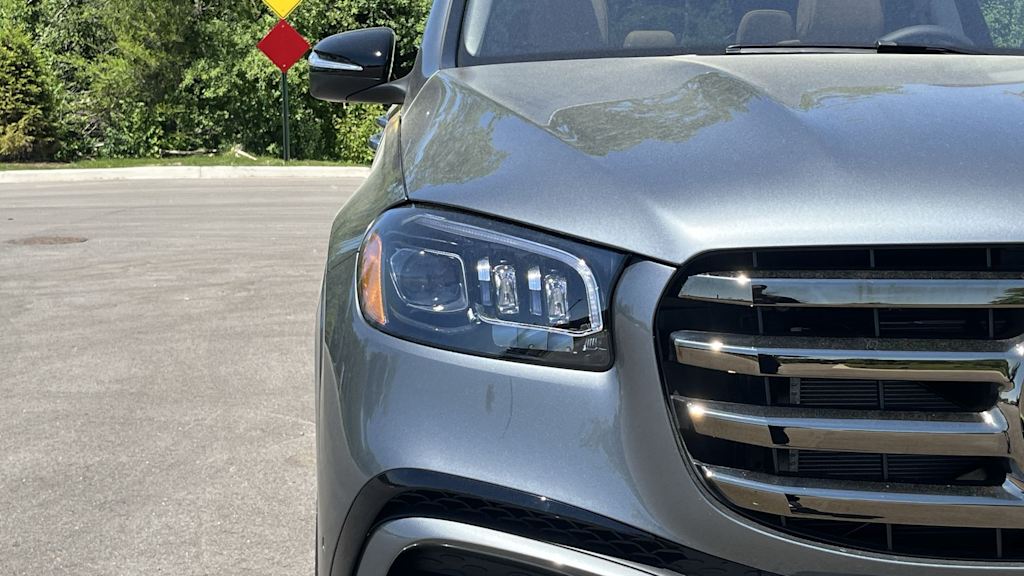 Thumbnail: 2026 Mercedes-Benz GLS - 30