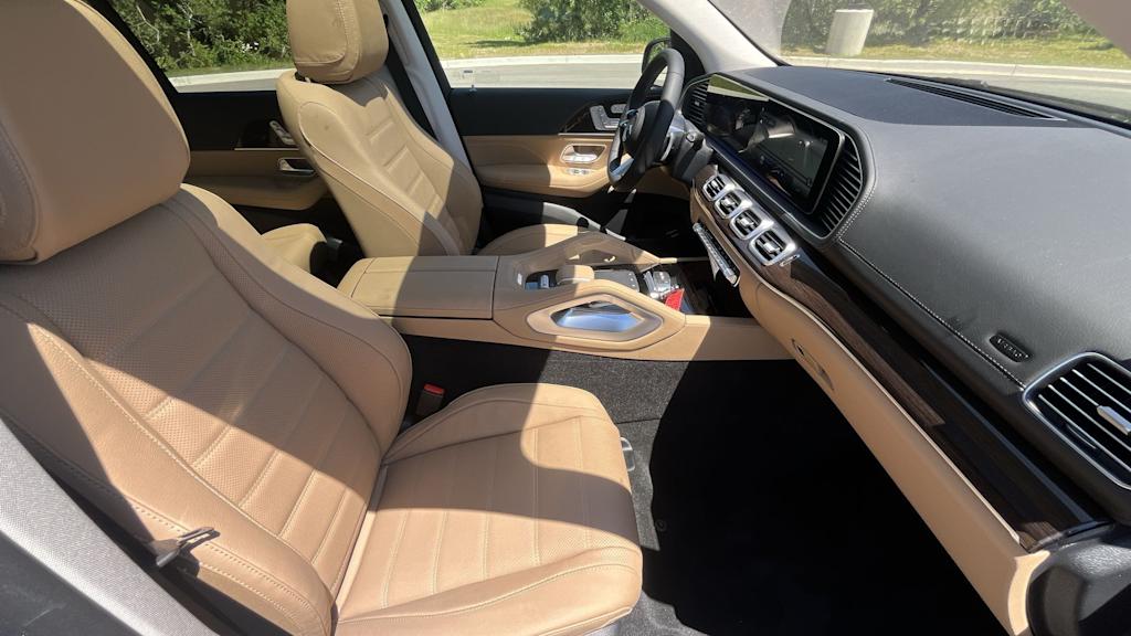 Thumbnail: 2026 Mercedes-Benz GLS - 12
