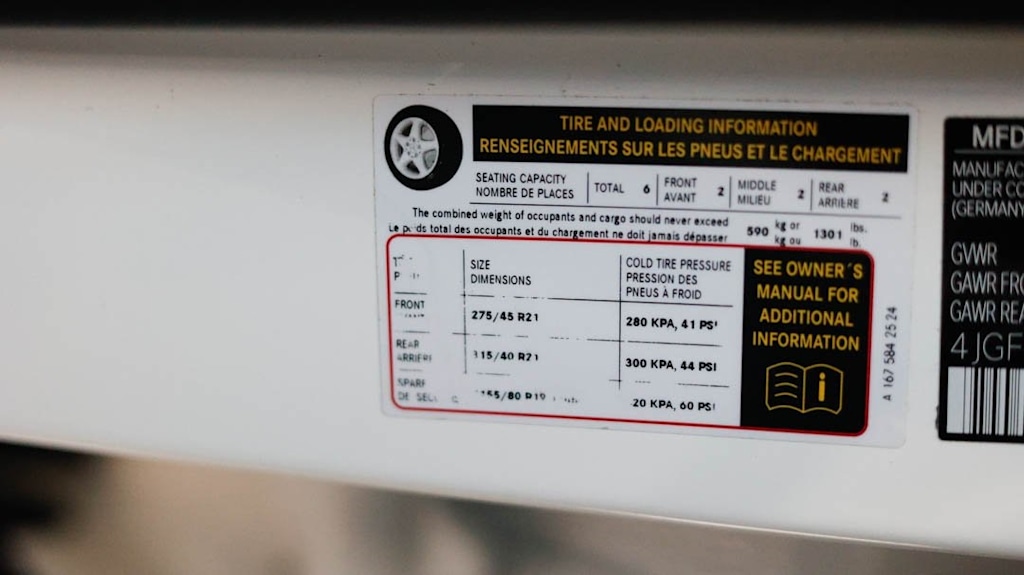 Thumbnail: 2023 Mercedes-Benz GLS - 16