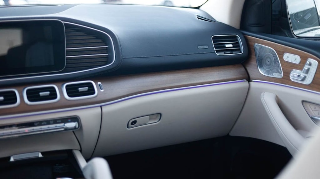 Thumbnail: 2023 Mercedes-Benz GLS - 19