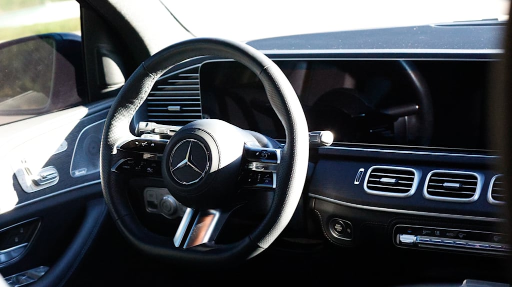 Thumbnail: 2024 Mercedes-Benz GLS - 2