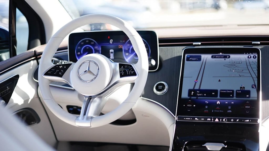 Thumbnail: 2024 Mercedes-Benz EQE - 9