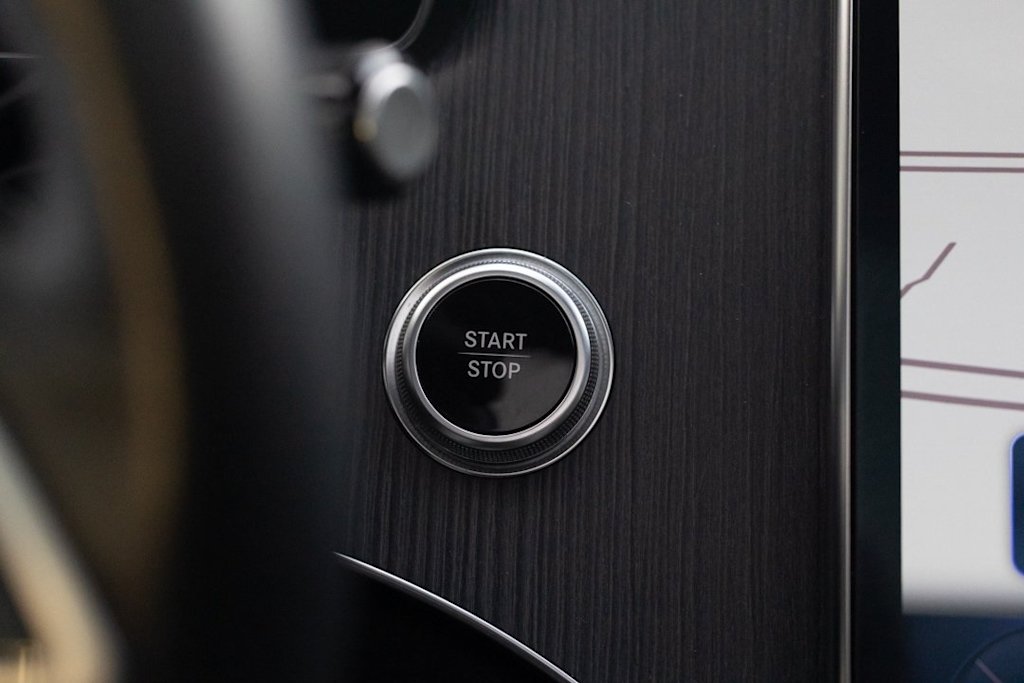 Thumbnail: 2023 Mercedes-Benz EQE - 30