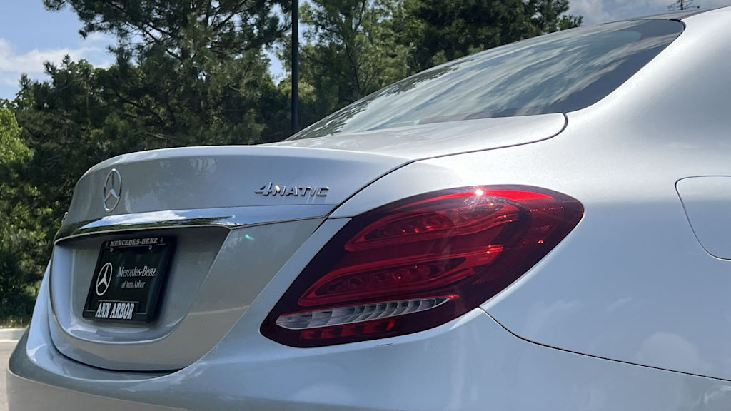 Thumbnail: 2017 Mercedes-Benz C-Class - 27
