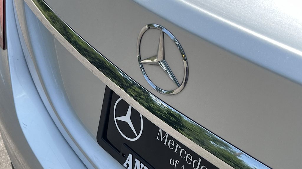 Thumbnail: 2017 Mercedes-Benz C-Class - 7