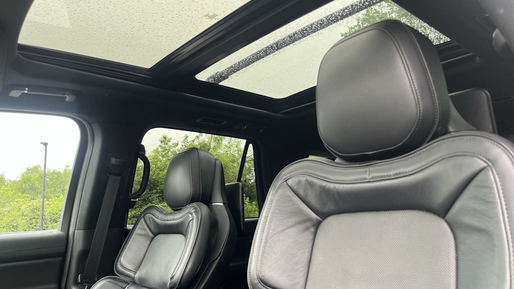 Thumbnail: 2019 Lincoln Navigator - 37