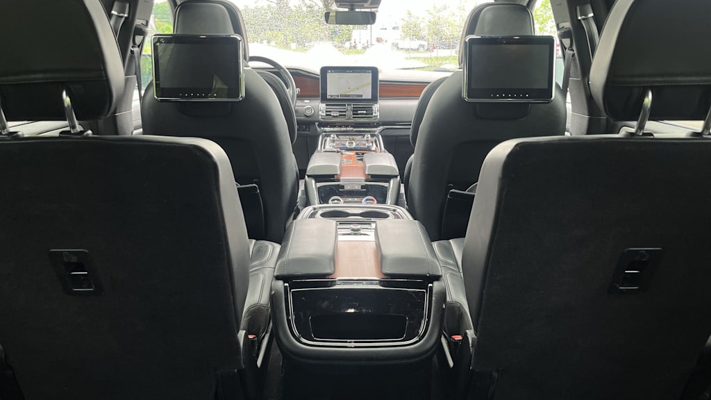Thumbnail: 2019 Lincoln Navigator - 16
