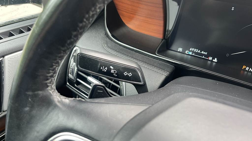 Thumbnail: 2019 Lincoln Navigator - 48