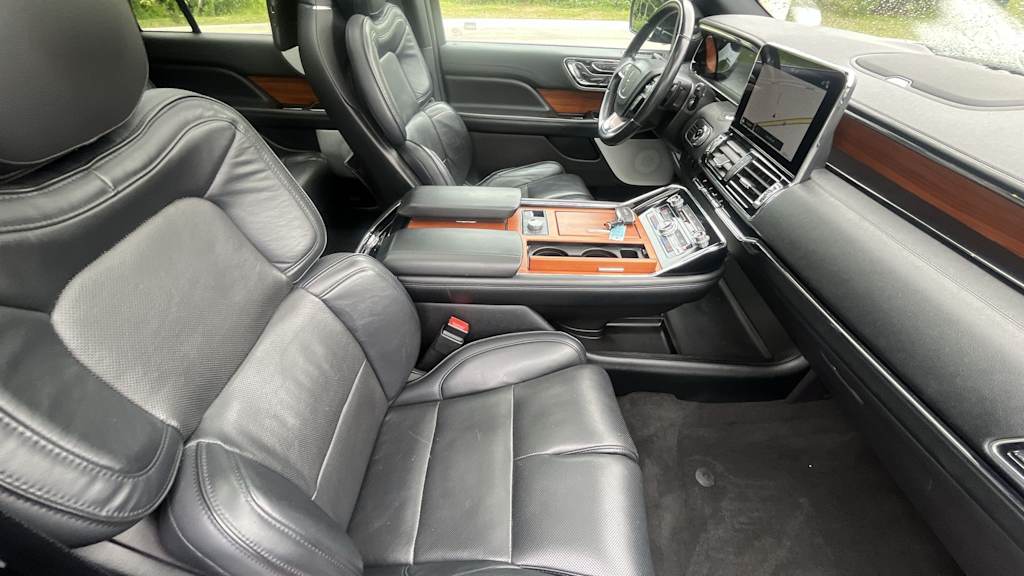 Thumbnail: 2019 Lincoln Navigator - 12