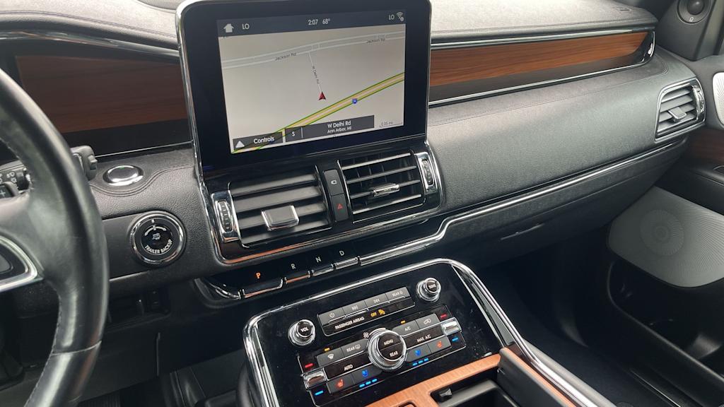 Thumbnail: 2019 Lincoln Navigator - 15