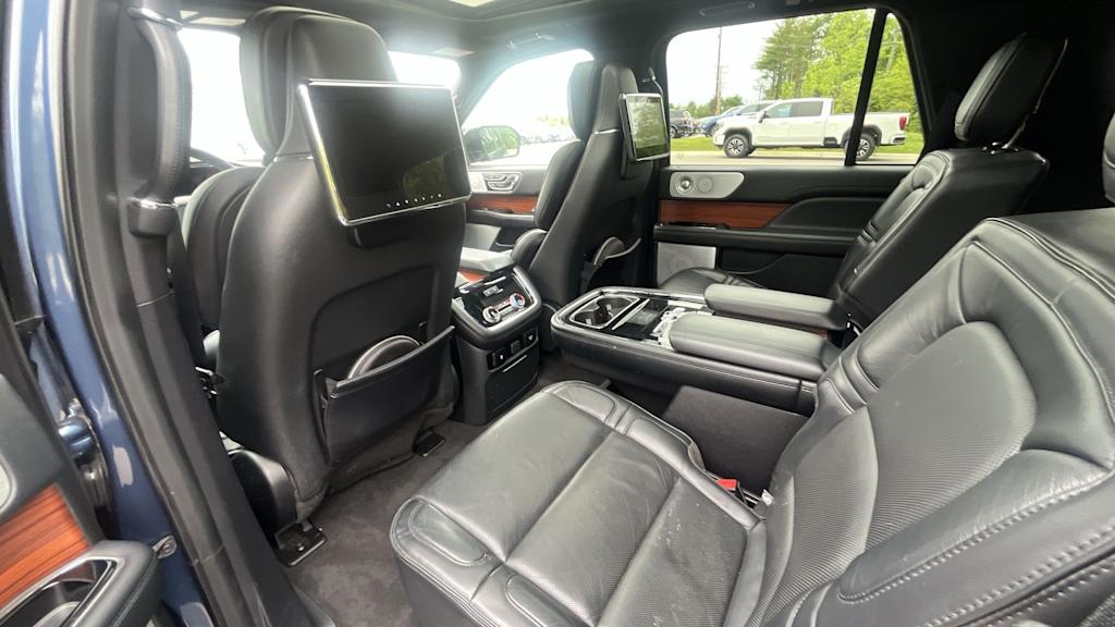 Thumbnail: 2019 Lincoln Navigator - 13