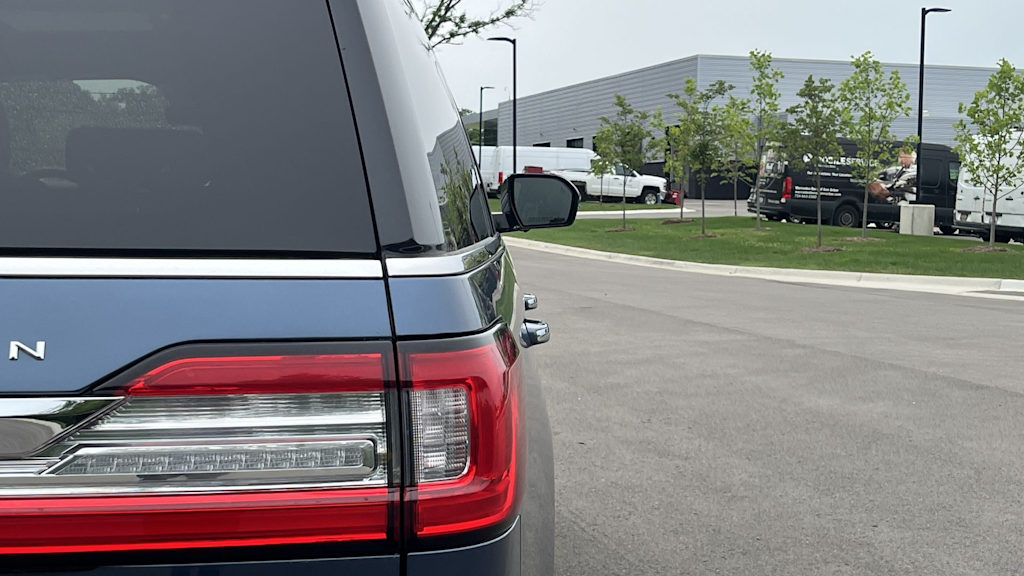 Thumbnail: 2019 Lincoln Navigator - 27