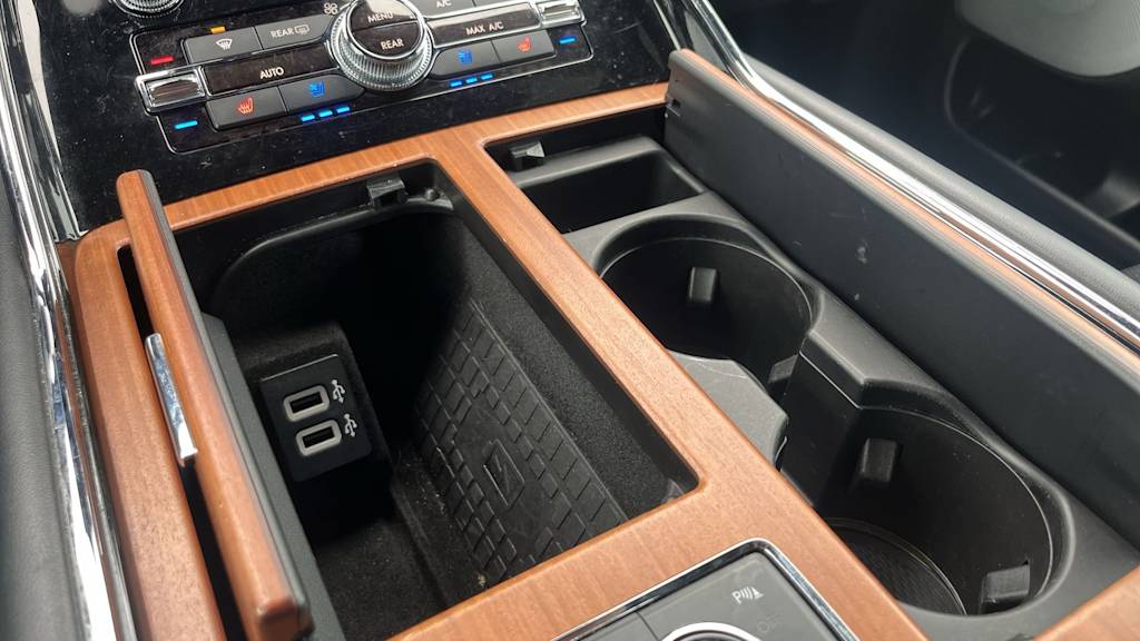 Thumbnail: 2019 Lincoln Navigator - 52