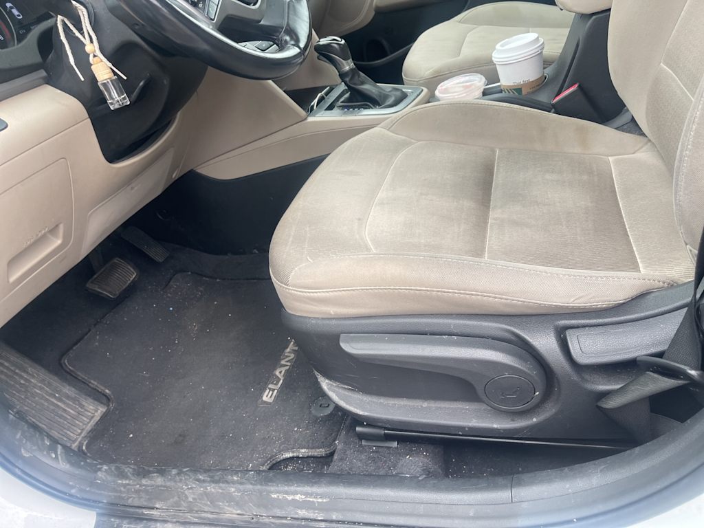 2017 Hyundai Elantra SE 9