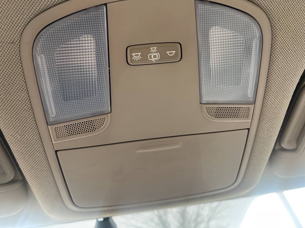 2017 Hyundai Elantra SE 16