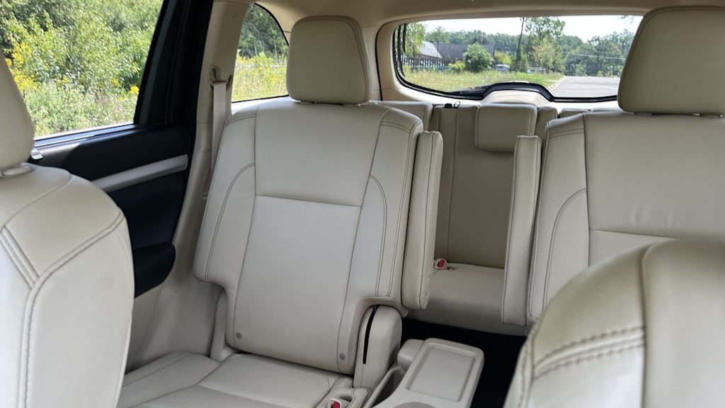 Thumbnail: 2016 Toyota Highlander - 37