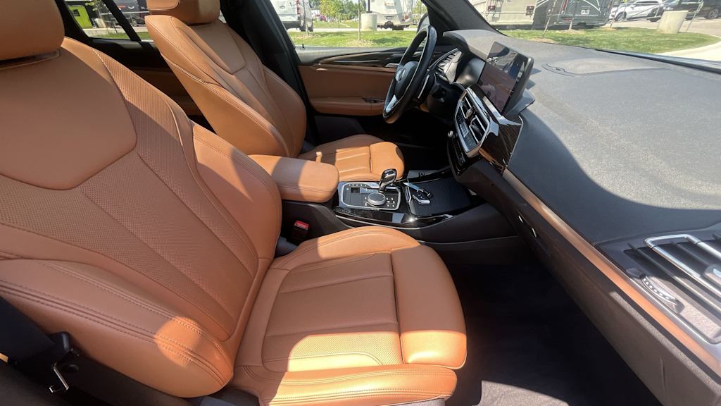 Thumbnail: 2022 BMW X3 - 12