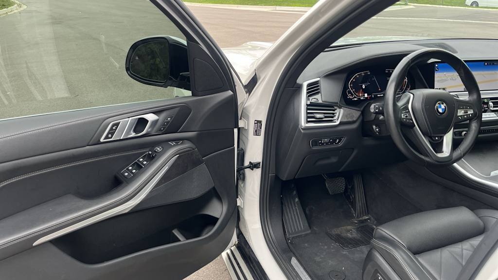 Thumbnail: 2023 BMW X5 - 10