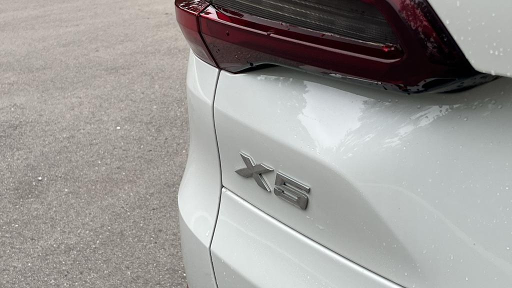 Thumbnail: 2023 BMW X5 - 34