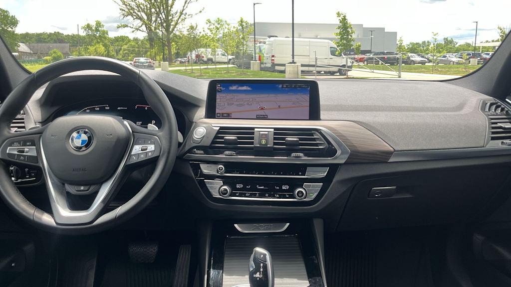 Thumbnail: 2021 BMW X3 - 10